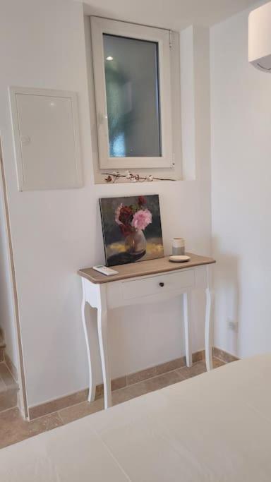 La Genestiere Au Milieu Des Vignes, Piscine Partagee Apartment